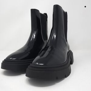 DKNY Black Patent Chelsea Lug Booties 8M